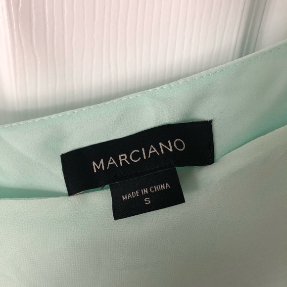 Tops - Picture 2 of 2